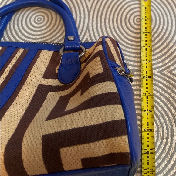 EUC Bodhi Bag with Cover - Picture 2 of 12